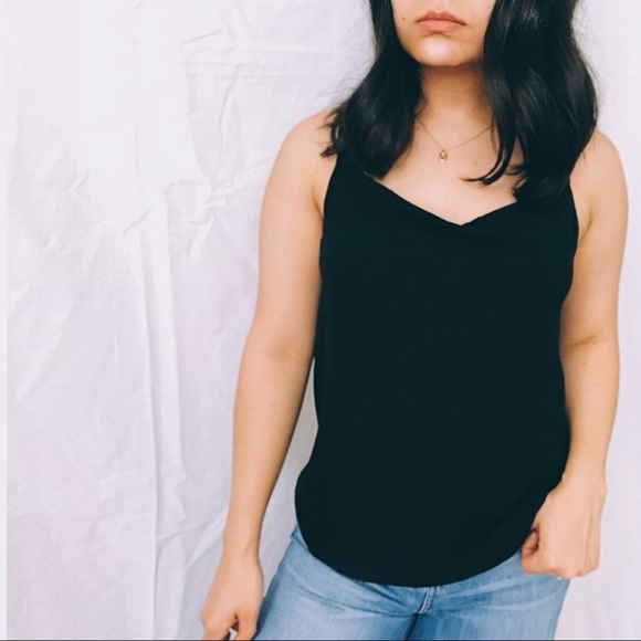 (LAST S) Maya Top - Picture 4 of 6